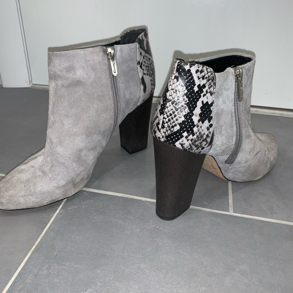 Circus By Sam Edelman grey suede booties